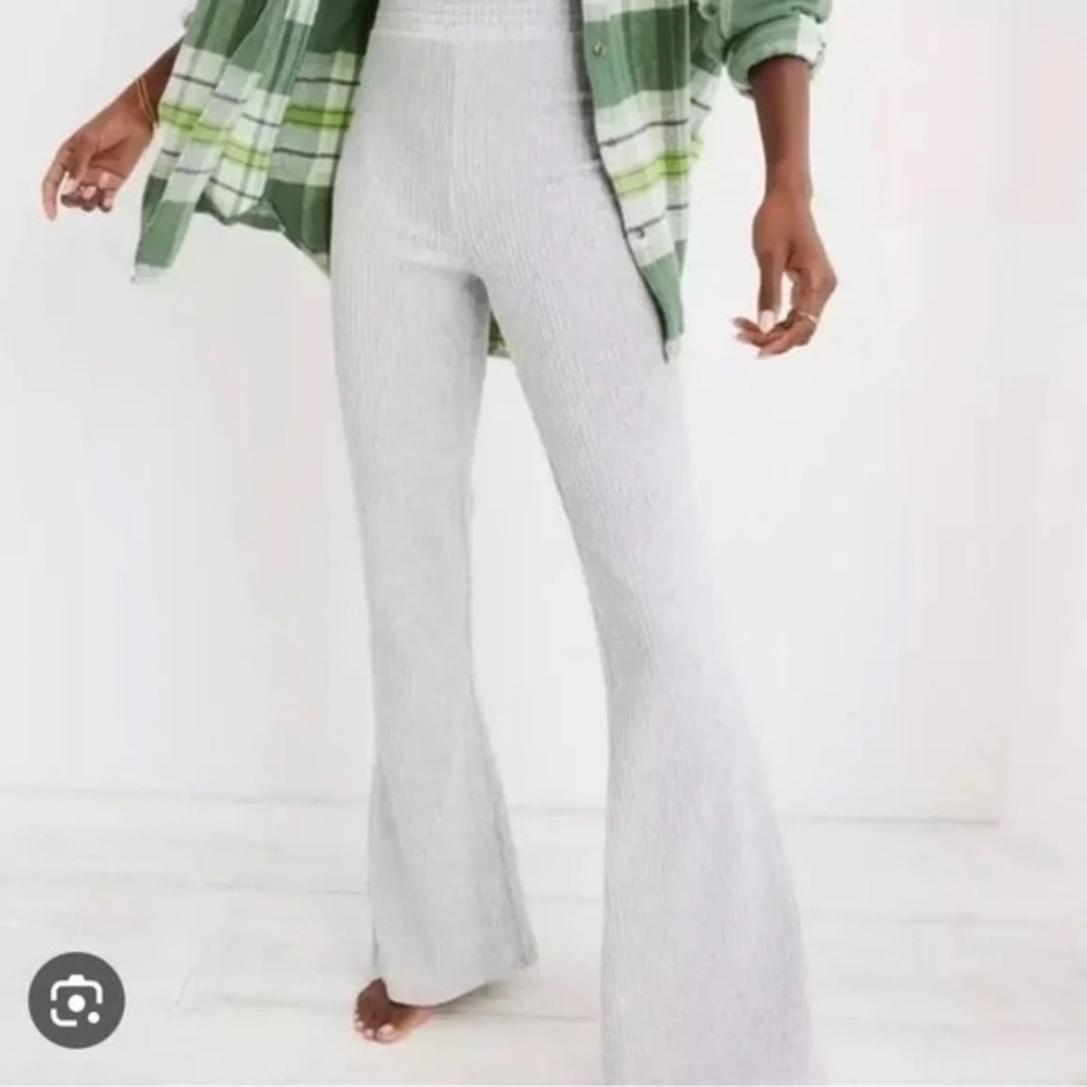 xl AERIE Grove on Gray Velour Ribbed High Waisted Pants